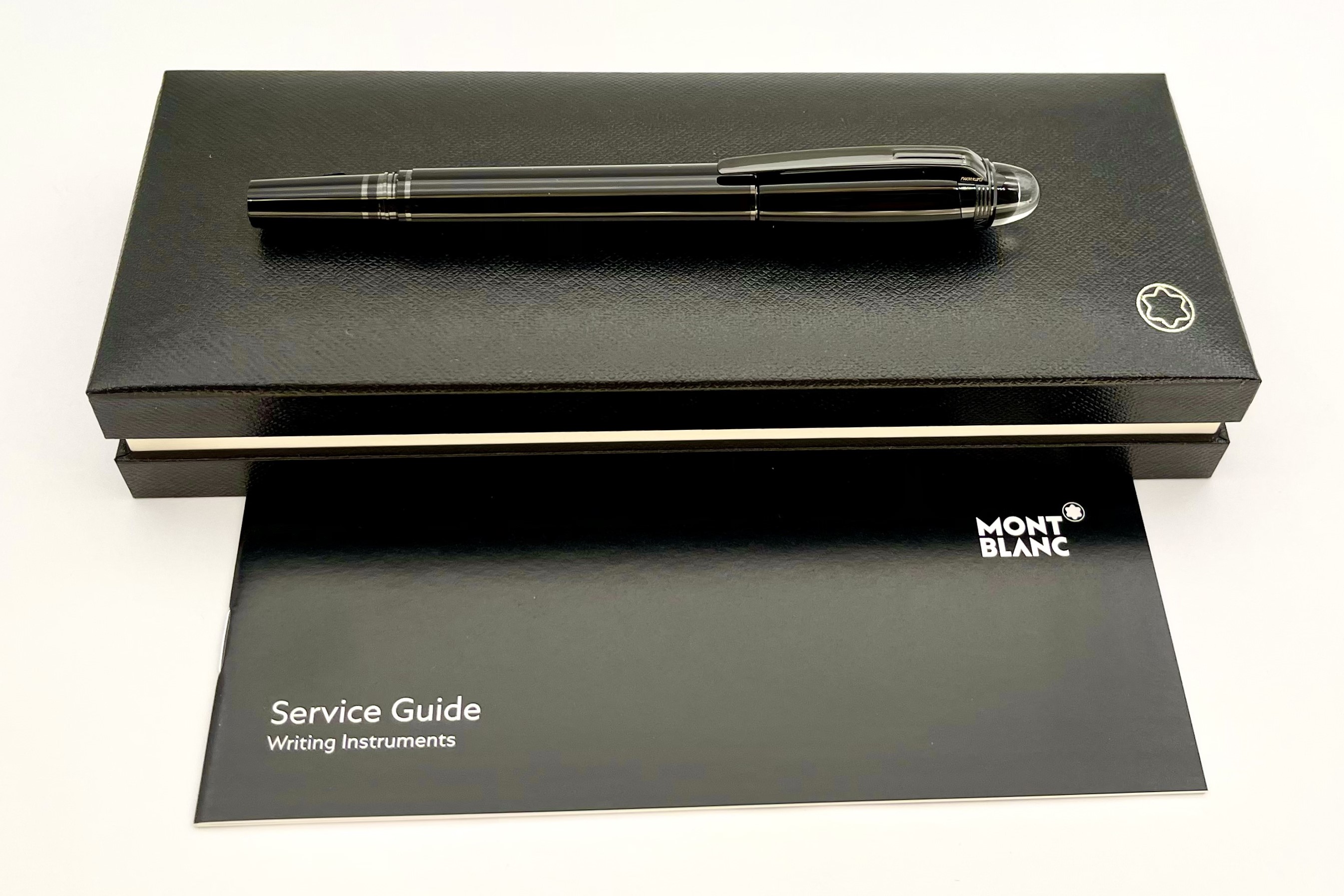 MontblancMB129746StarWalkerBlackCosmosResinFLRP_2